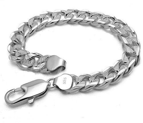 BEAUTIFUL NEW STOCK... PLEASE LOOK!! B191 Hot Chain bracelet NEVER BEFORE FOR R1-00!!!!