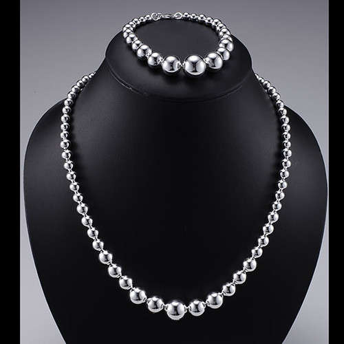 SET ! ABSOLUTELY BEAUTIFUL SILVER HOLLOW SILVER BALLS NECKLACE WITH BRACELET- SET