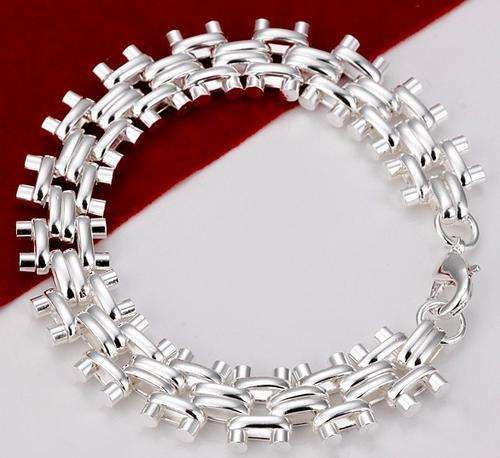 NEW! DOUBLE LINK SILVER BRACELET STAMPED 925. BEAUTIFUL! NEVER BEFORE FOR R1-00!!!!