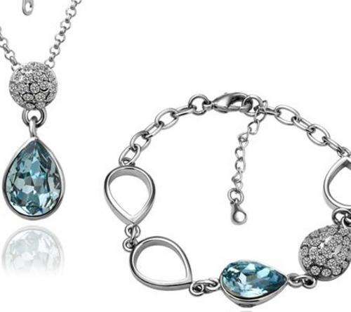 BEST OFFER!!!!- THIS IS THE MOST BEAUTIFUL NECKLACE WITH BRACELET ... A MUST! LOOK AT THIS RING!!!!