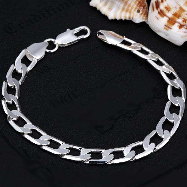 NEW! 8MM FLAT CURB CHAIN SILVER BRACELET STAMPED 925. BEAUTIFUL! NEVER BEFORE FOR R1-00!!!!