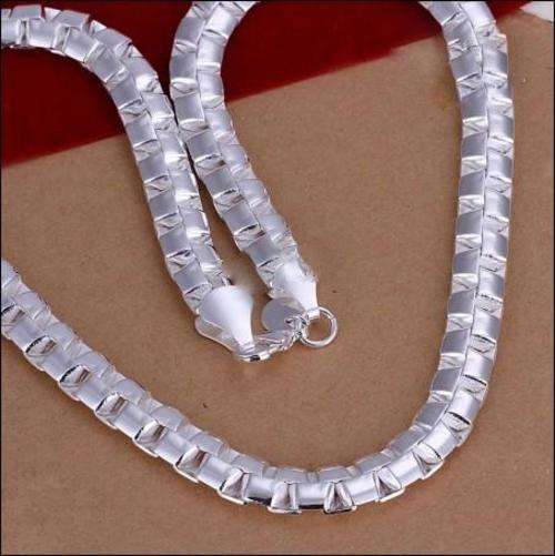 BEAUTIFUL IMPRESSIVE SILVER NECKLACE 925 STERLING SILVER STAMPED **NEVER BEFORE!