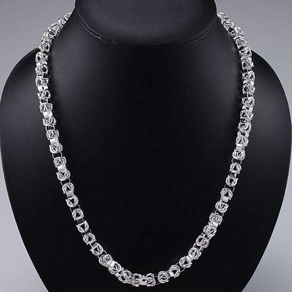 BEAUTIFUL SILVER LINK NECKLACE 925 STERLING SILVER STAMPED **NEVER BEFORE FOR R1-00!!