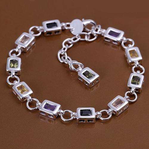 THIS IS A ABSOLUTELY BEAUTIFUL ITEM! IMPRESSIVE TOPAZ ELEMENT BRACELET! IMPRESSIVE!!! A MUST BID!