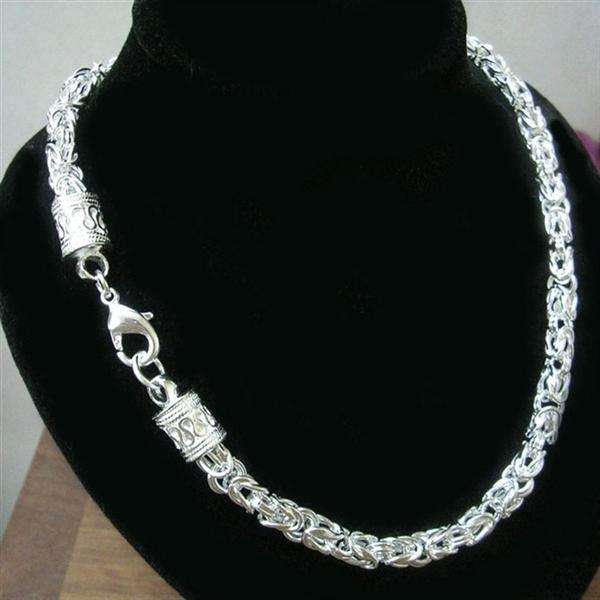 NEW! IMPRESSIVE NECKLACE 925 STERLING SILVER STAMPED NEVER BEFORE FOR R1(OPTION TO PURCHASE BRACELET