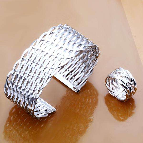NEW STOCK... PLEASE LOOK!! BANGLE 925 sterling silver stamped! Option to add ring and earrings!