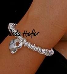 NEW STOCK... FIRST TIME EVER ON R1 AUCTION - IMPRESSIVE BRACELET! COMBINE NECKLACE FOR FREE SHIPPING