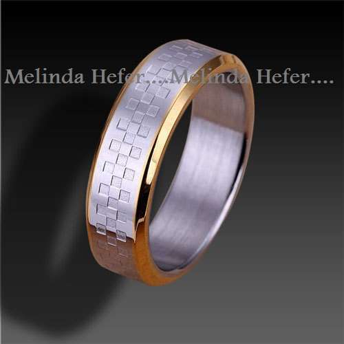 MOST IMPRESSIVE MEN TITANIUM STEEL RING - NEW! BEAUTIFUL! A MUST BID!