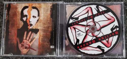 Marilyn Manson - Lest We Forget: The Best Of