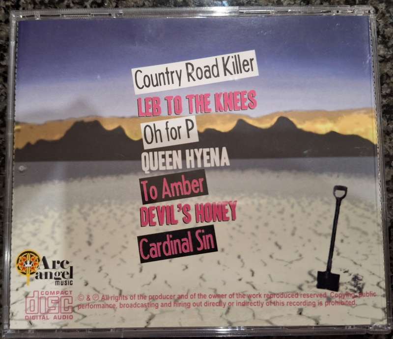 Cortina Whiplash - Queen Hyena