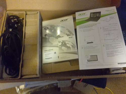 Immaculate Acer Aspire laptop: 4GB RAM 500GB HDD