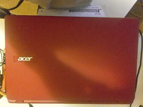 Immaculate Acer Aspire laptop: 4GB RAM 500GB HDD