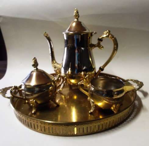 VERY NICE BRASS COLOURED METAL TEA POT, SUGAR BOWL, MILK JUG ON TRAY