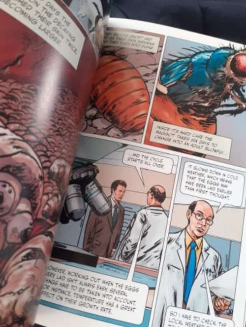Corpses and Skeletons - Graphic Forensic Science ~ Rob Shone