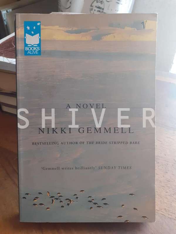 Shiver ~ Nikki Gemmell