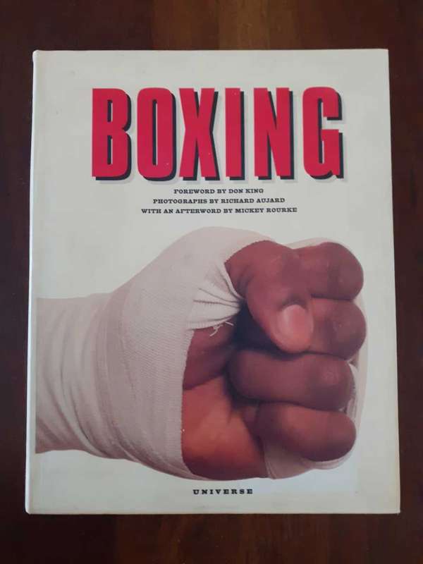 Boxing ~ Christian Delcourt