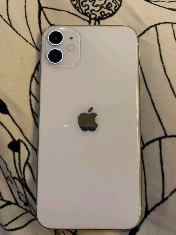 iPhone 11