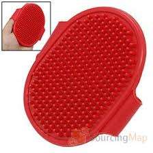 SOFT RUBBER GROOMING BRUSH