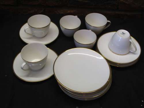 THOMAS (GERMANY) 18 PIECE TEA SERVICE.