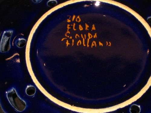 "GOUDA" RETICULATED BOWL