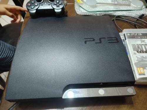 PLAYERSTATION 3 SLIM CONSOLE (320GB)