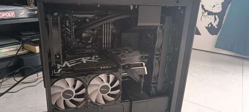 AMD Ryzen 9 Gaming PC