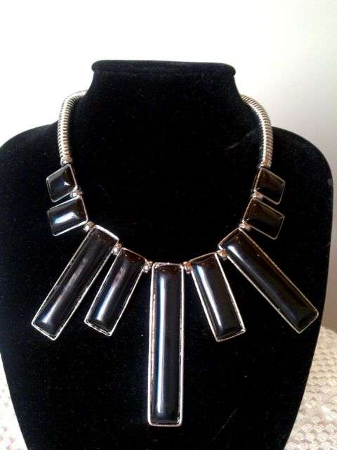 Glamorous Silver & Black Necklace