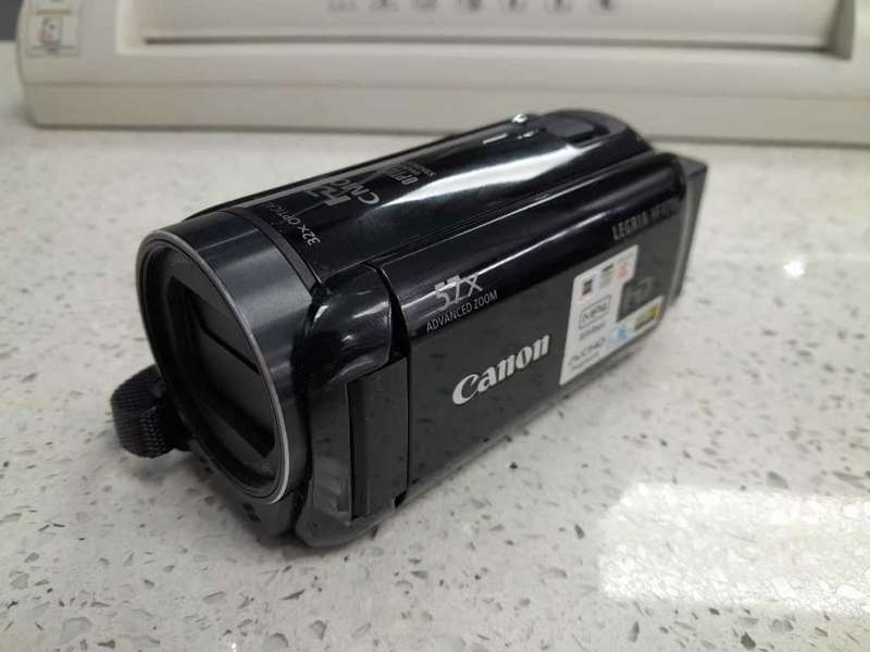 Canon Legria HF R706