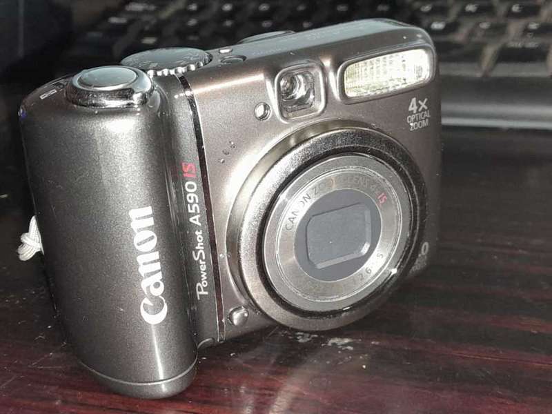 Canon Powershot A590 Digital Camera
