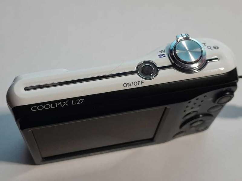 Nikon Coolpix L27 - 16 Megapixels - 5x Wide Zoom