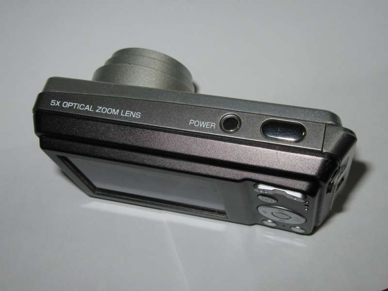 Ricoh R50 - 5x Optical Zoom - 10 Megapixels