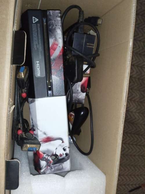 Microsoft Xbox One 1 Terabyte HD with 2 wireless controllers