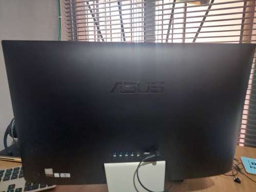 Asus V222FAK Vivo AIO Desktop PC