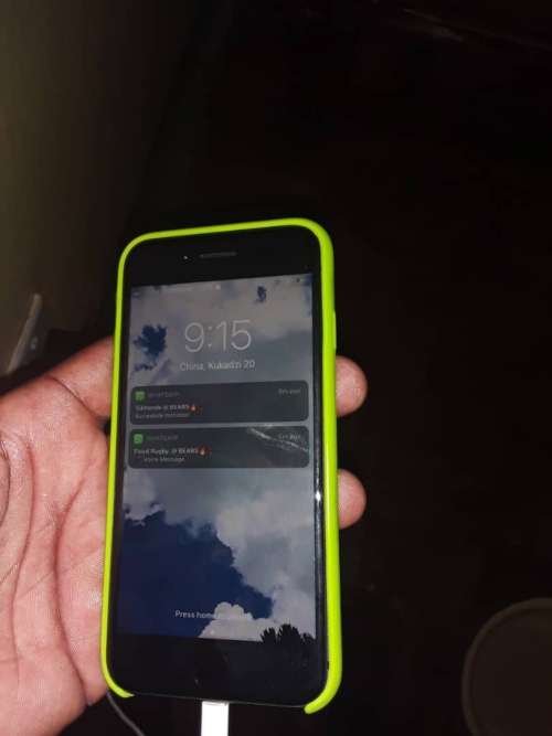 iPhone 8