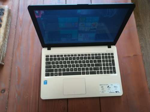 Demo ASUS F540La-xx1165t Core I3 Notebook - DEMO