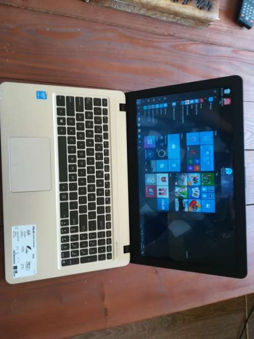 Demo ASUS F540La-xx1165t Core I3 Notebook - DEMO