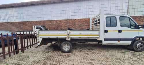 IVECO 70C15D Crew Cab F/CC/C 2012