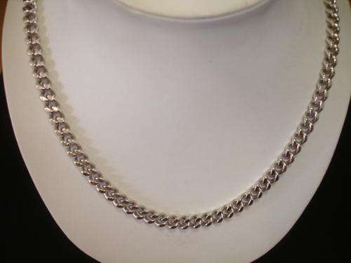 ** HEAVY SILVER CHAIN **
