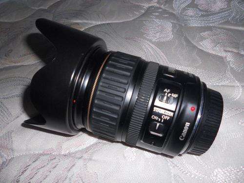 Canon 28-135mm F3.5-5.6 IS USM lens
