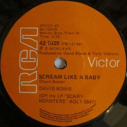 DAVID BOWIE - FASHION / SCREAM LIKE A BABY (7 INCH SINGLE/VINYL)