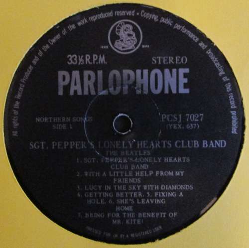 THE BEATLES - SGT. PEPPERS LONELY HEARTS CLUB BAND (LP/VINYL)