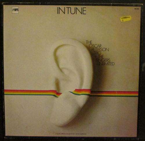 THE OSCAR PETERSON TRIO + THE SINGERS UNLIMITED - IN TUNE (LP/VINYL)