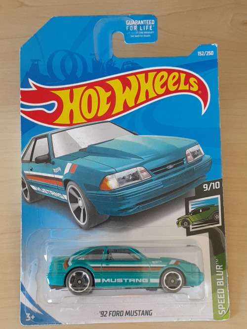 HOT WHEELS `92 FORD MUSTANG