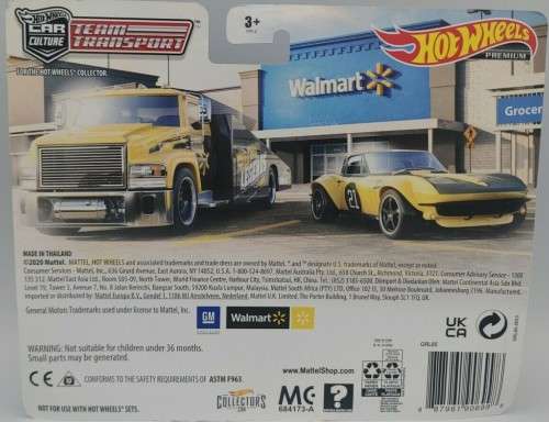 HOT WHEELS PREMIUM TEAM TRANSPORTER CUSTOM CORVETTE STINGRAY COUPE ON CARRY ON TRUCK (WALLMART EXCL)