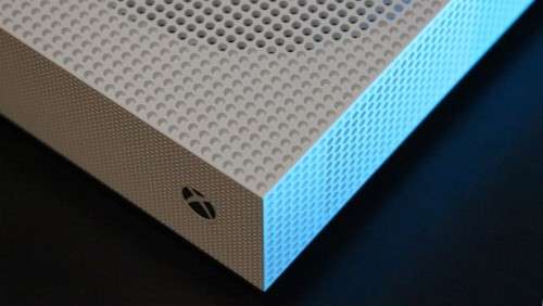 XBOX ONE S - 1TB - 4K UHD - 1 X  CONTROLLER