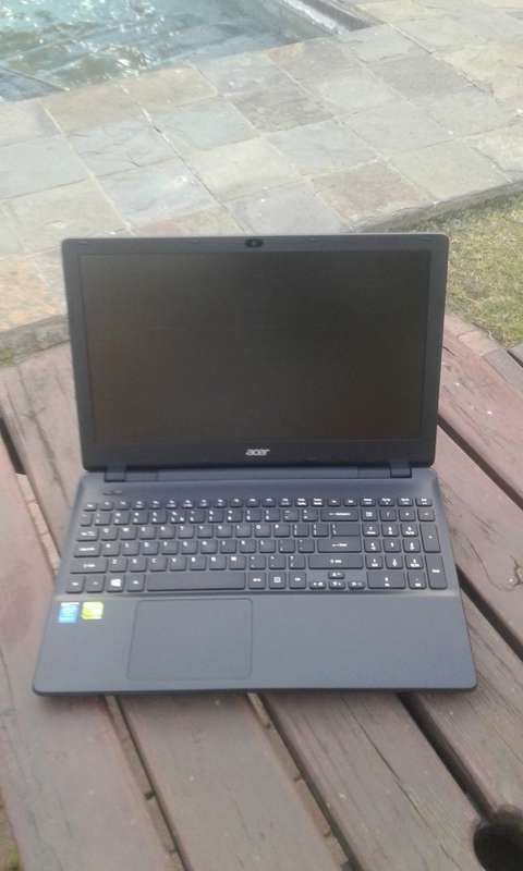 ACER ASPIRE  P256 SERIES INTEL QUAD CORE I7 - 4500U CPU @  3.4GHz, 8GB RAM, 1000GB HDD