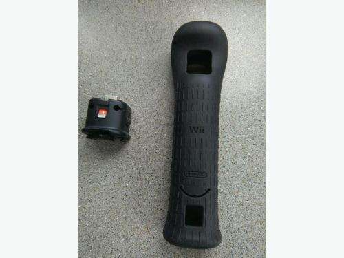 Nintendo Wii - Controller RVL-003 - RVL-026 Black Motion Plus Attachment for Nintendo- Remote Jacket