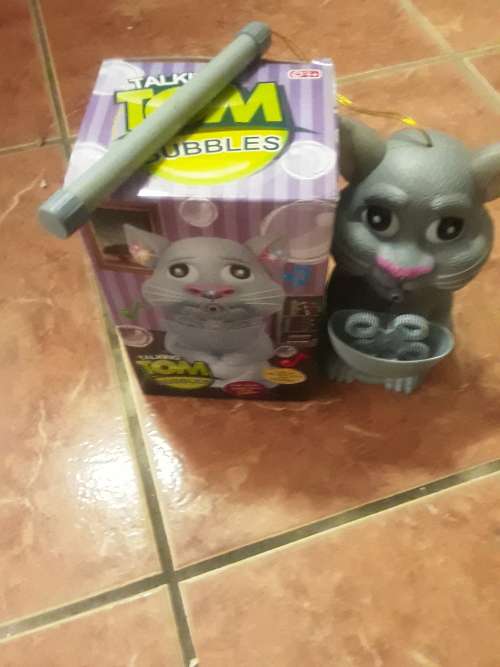 Talking Tom Bubbles - 3+ Years - 100% WORKING ORDER - LIKE NEW - BEEN TESTED