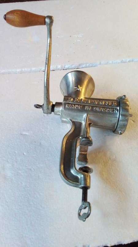 Husqvarna Mincer Reliance No.8 Meat Grinder hand crank made in Sweden - Complete - Amazing Buy
