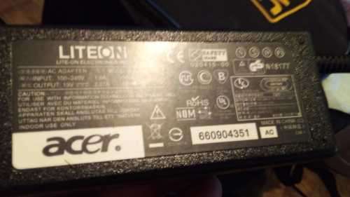 Acer Aspire S3 - i5-3317U - 1.70GHz - 4 GB Ram - 64 Bit - Comes With Charger - Great Condition